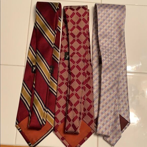 Vtg bundle of 3 Hart Schaffner & Marx ties - Picture 7 of 7